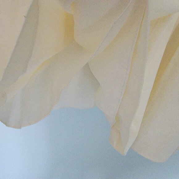 Ann Taylor Ivory Box Pleat With Red Embroidered Lined Dress Sz‎ 0 NWOT with FLAW - Picture 6 of 16